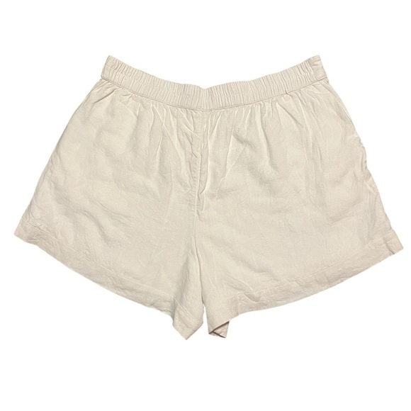 Abercrombie & Fitch white linen blend pull on shorts - Picture 2 of 8